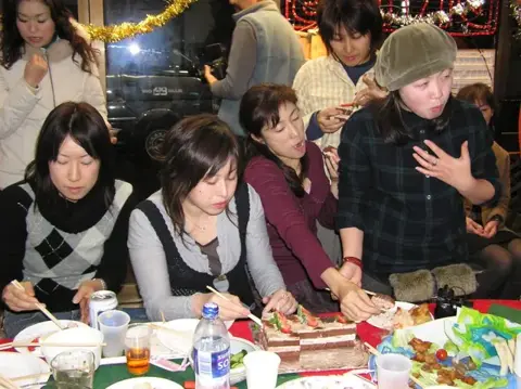 クリスマスチャリティーパーティーの写真 16