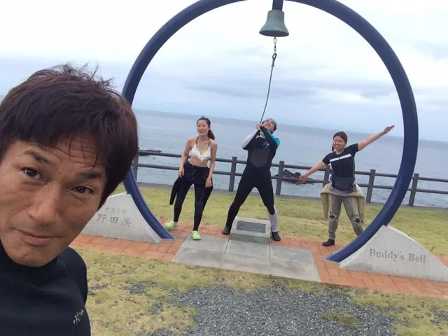 野田浜での4人以上の参加者の集合写真