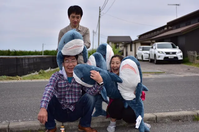 4人以上の参加者の集合写真