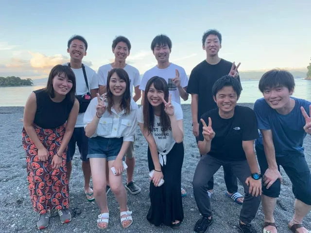 伊豆・大瀬崎でのダイビング：4人以上の参加者の集合写真