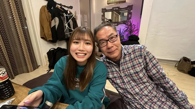 大和市・BIG BLUEでのBIG BLUEの店内で仲間と撮影した記念写真